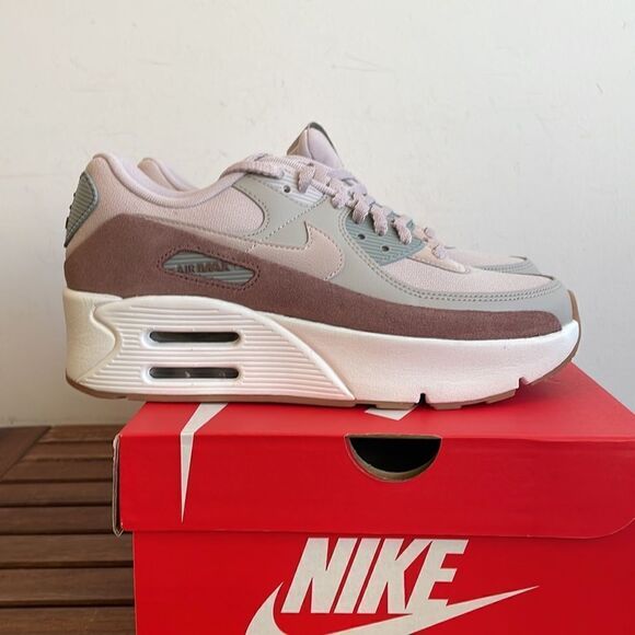 Nike Air Max 90 LV8 Light Iron Ore/Platinum Violet US Women 9/UK 6.5(FD4328-001) - Picture 8 of 13